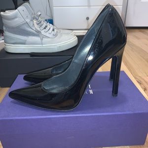 Stuart Weitzman Queen Patent Leather Pump